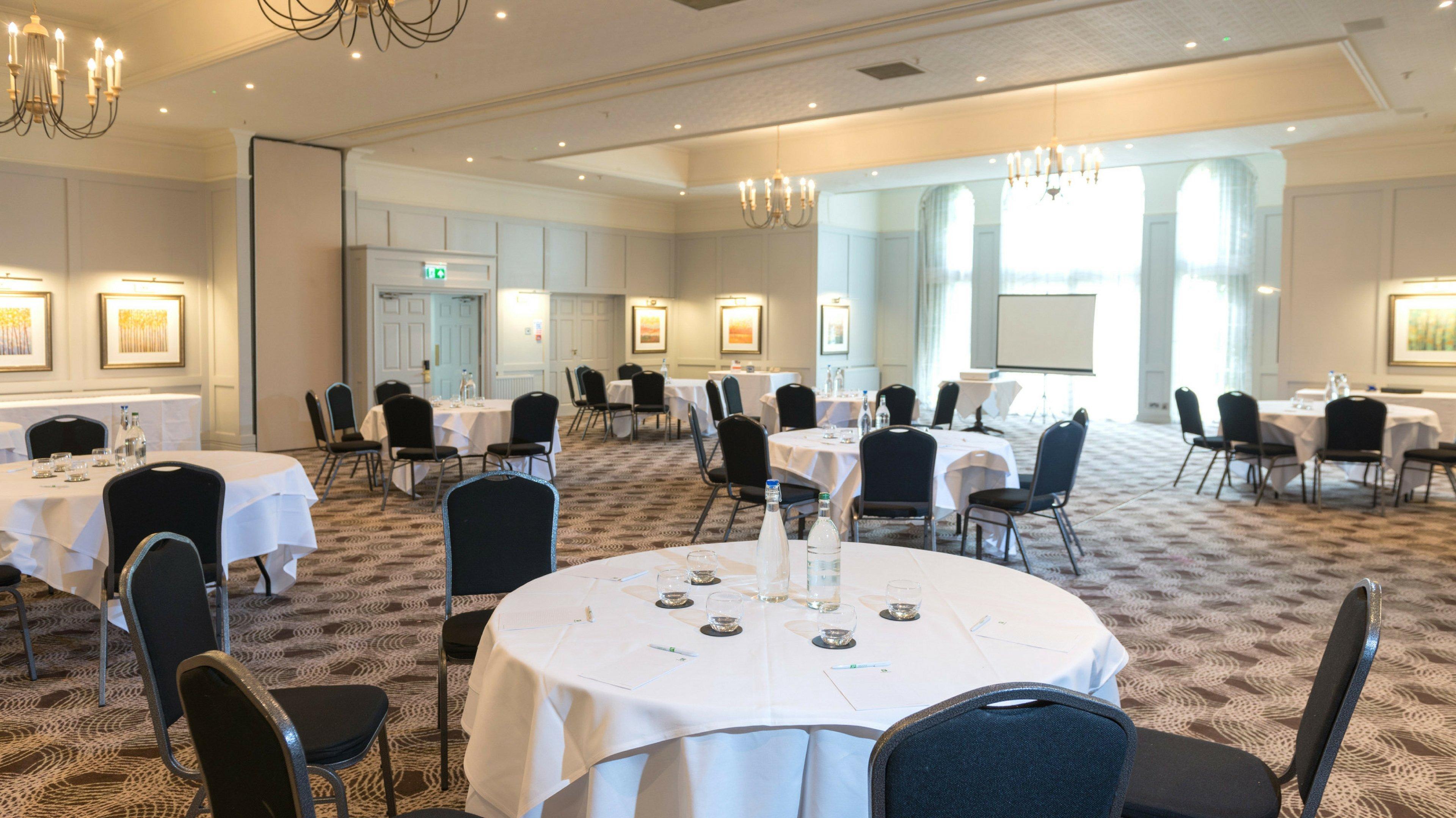 Holiday Inn Milton Keynes East M1 Junc 14 By Ihg Buitenkant foto