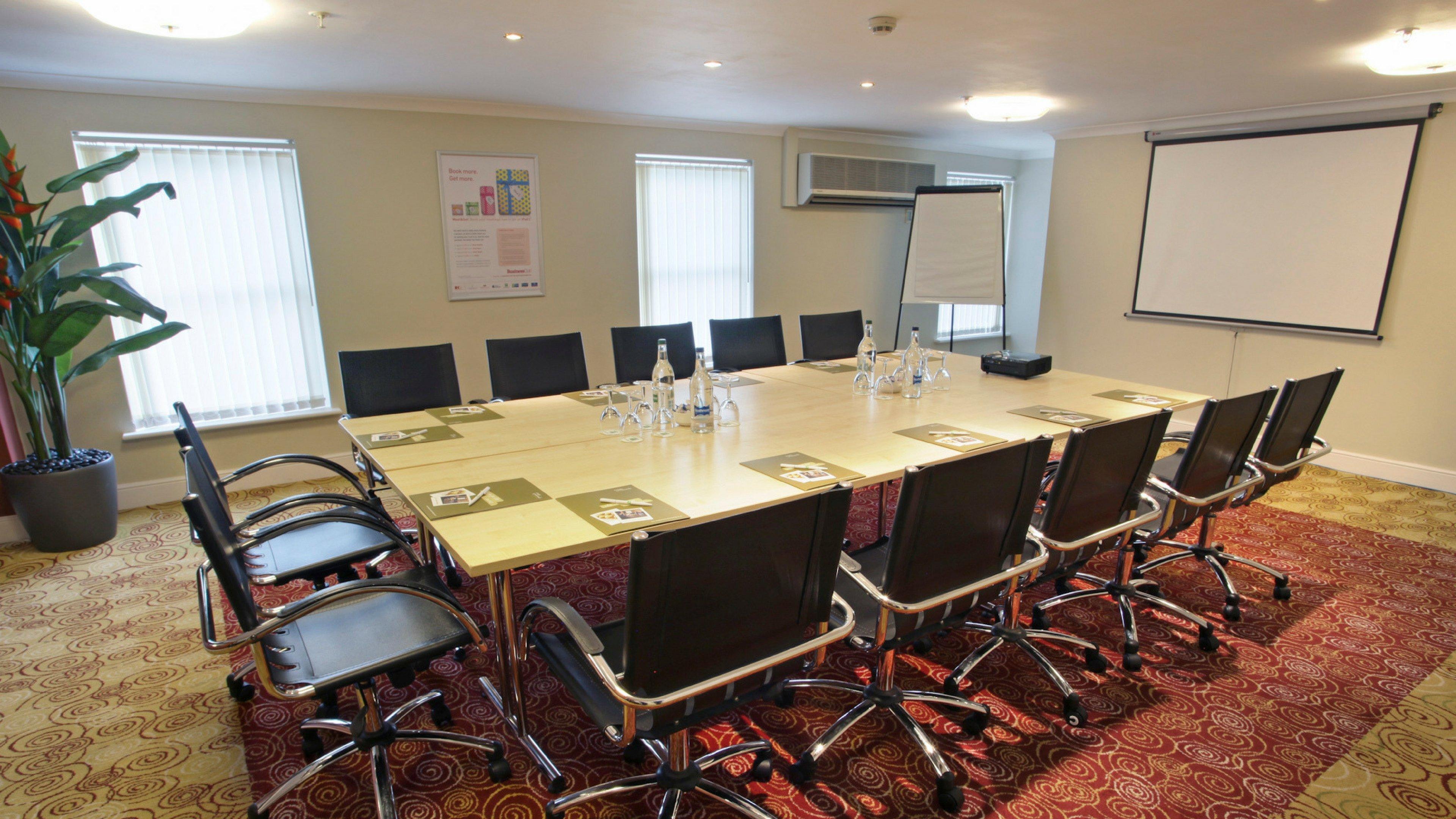 Holiday Inn Milton Keynes East M1 Junc 14 By Ihg Buitenkant foto