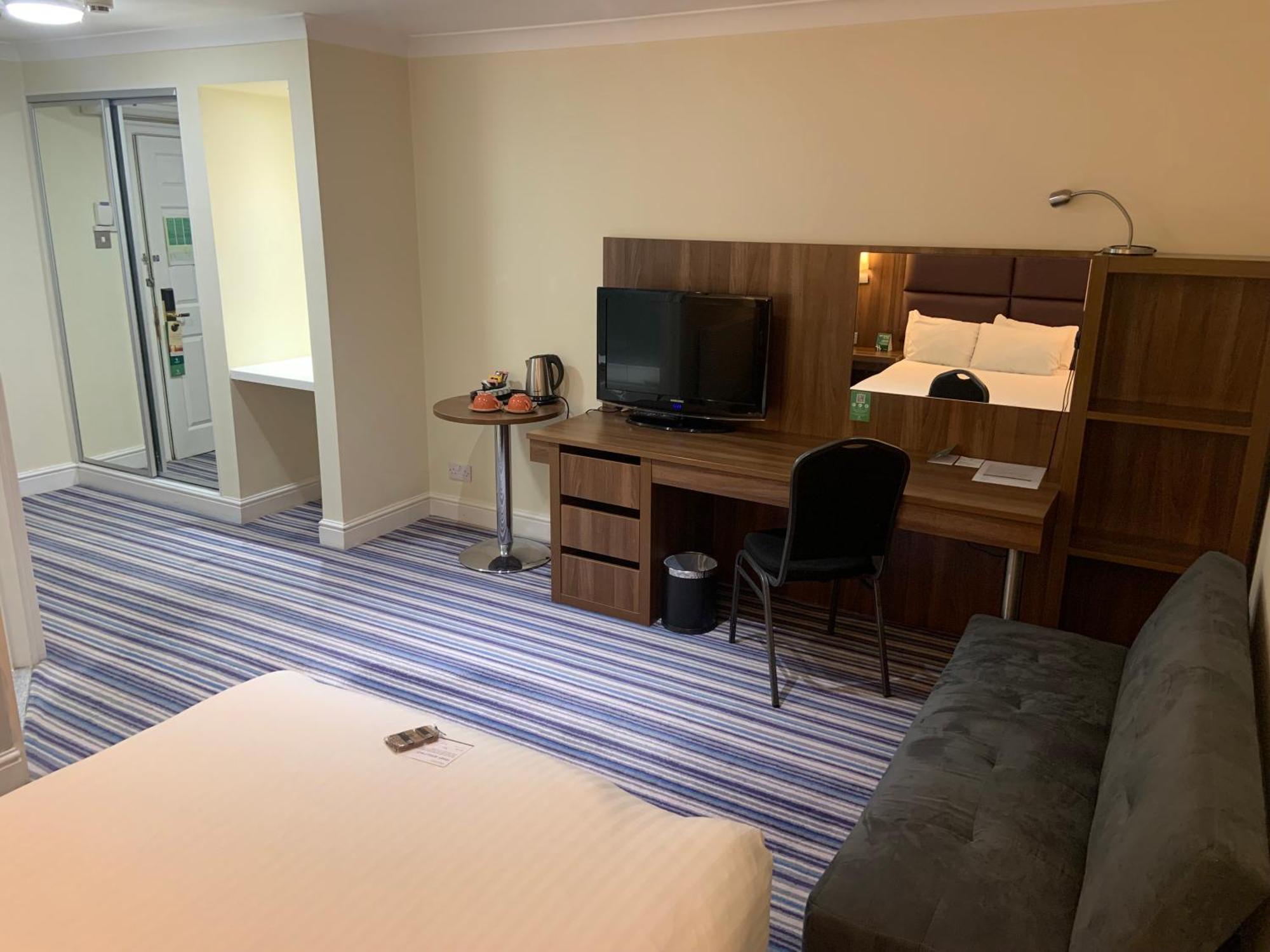 Holiday Inn Milton Keynes East M1 Junc 14 By Ihg Buitenkant foto