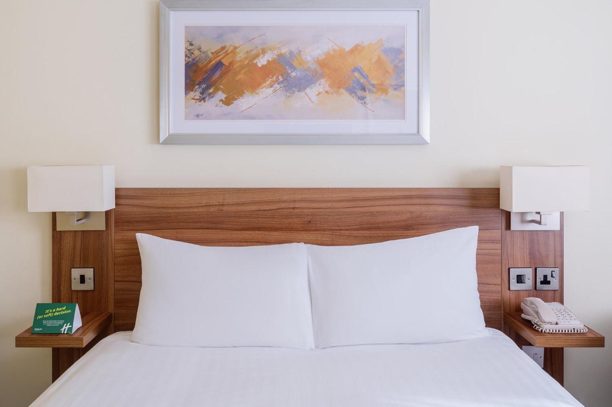 Holiday Inn Milton Keynes East M1 Junc 14 By Ihg Buitenkant foto