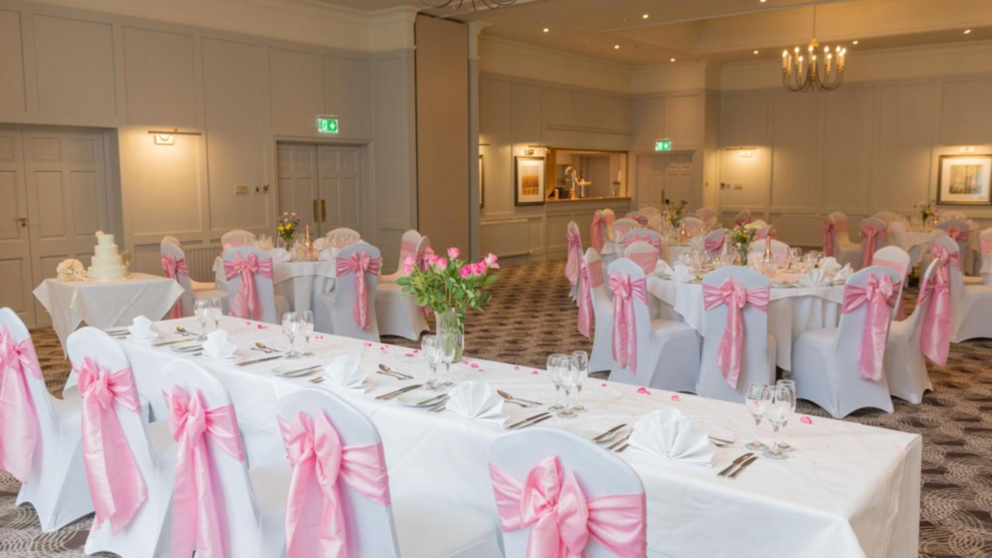 Holiday Inn Milton Keynes East M1 Junc 14 By Ihg Buitenkant foto